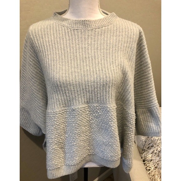 Universal Thread Women Knit Poncho Sweater OSFM Sleeve Oversized Loose Baby Blue - Picture 1 of 12